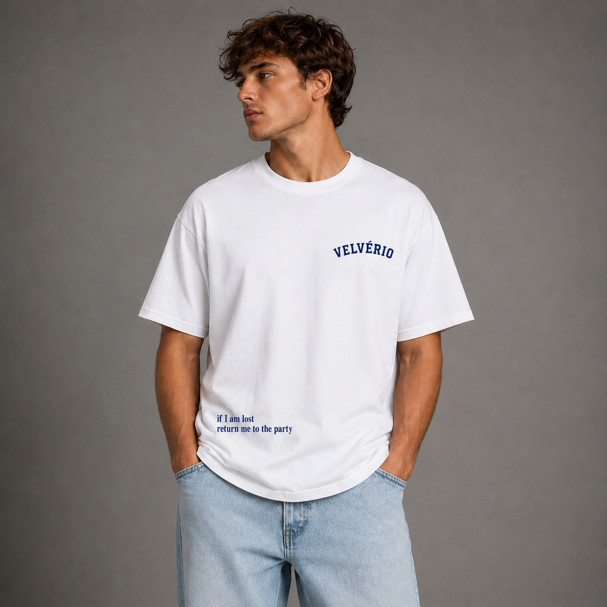 Velvério T-Shirt Return me to the party - White
