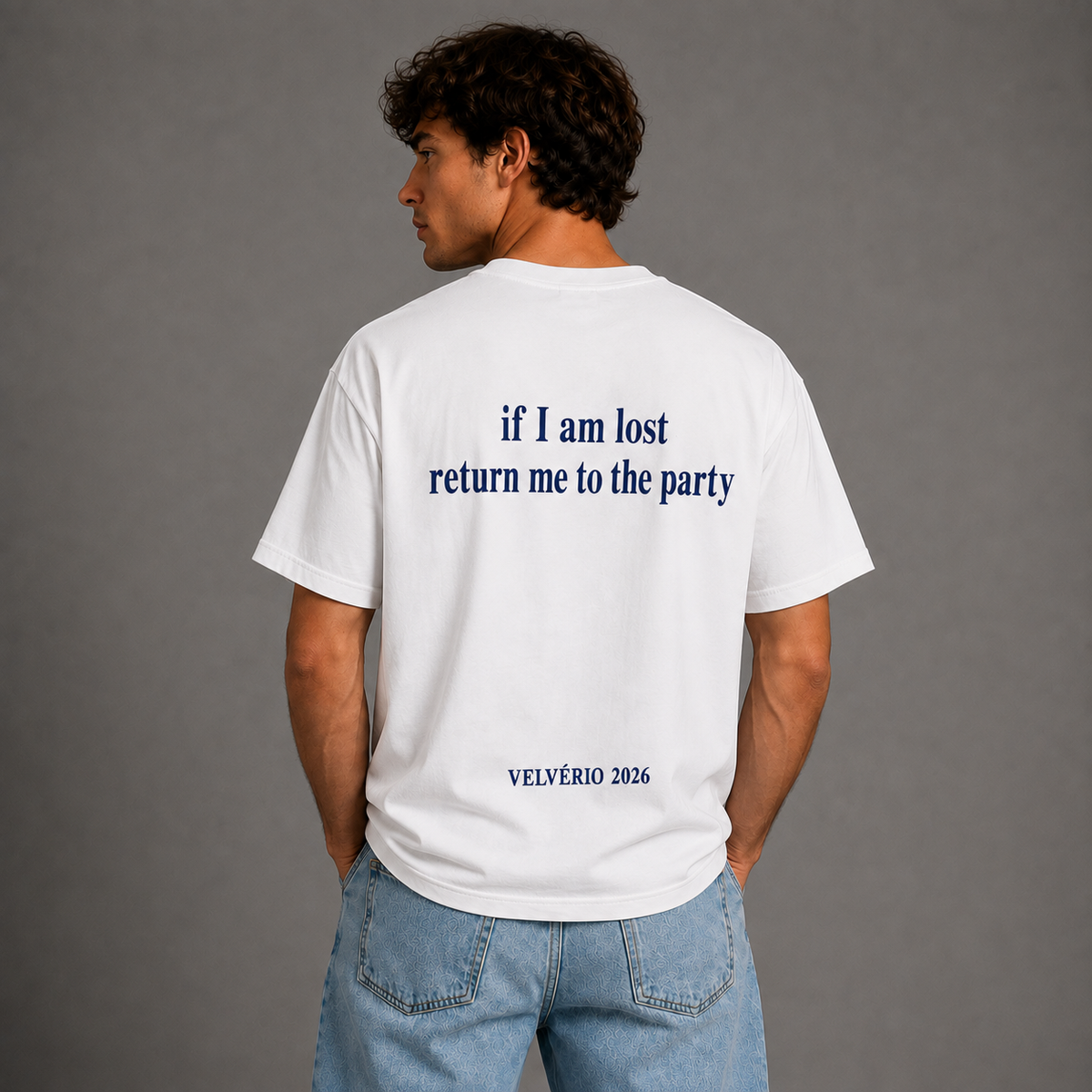 Velvério T-Shirt Return me to the party - White